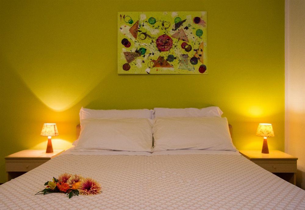 Hotel Elvezia Lake Maggiore Екстериор снимка
