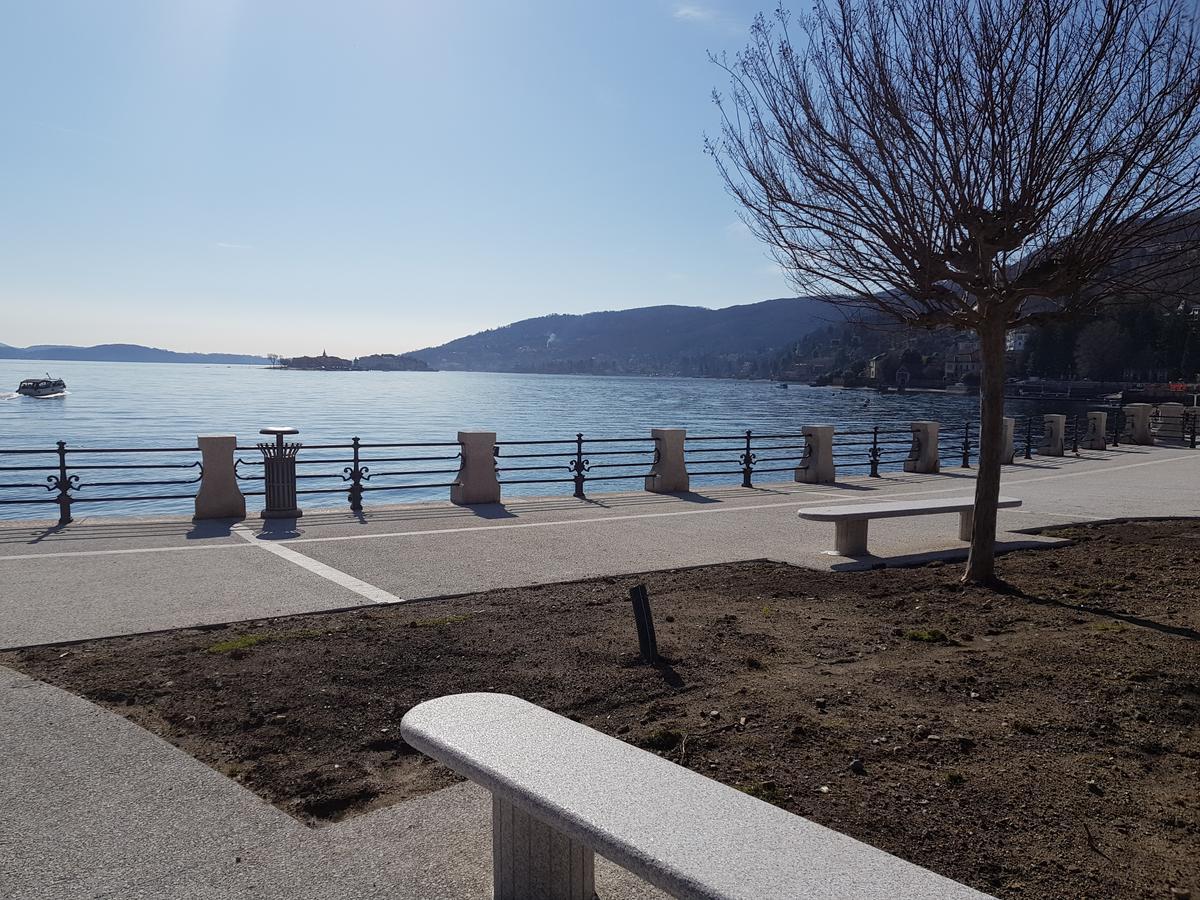Hotel Elvezia Lake Maggiore Екстериор снимка