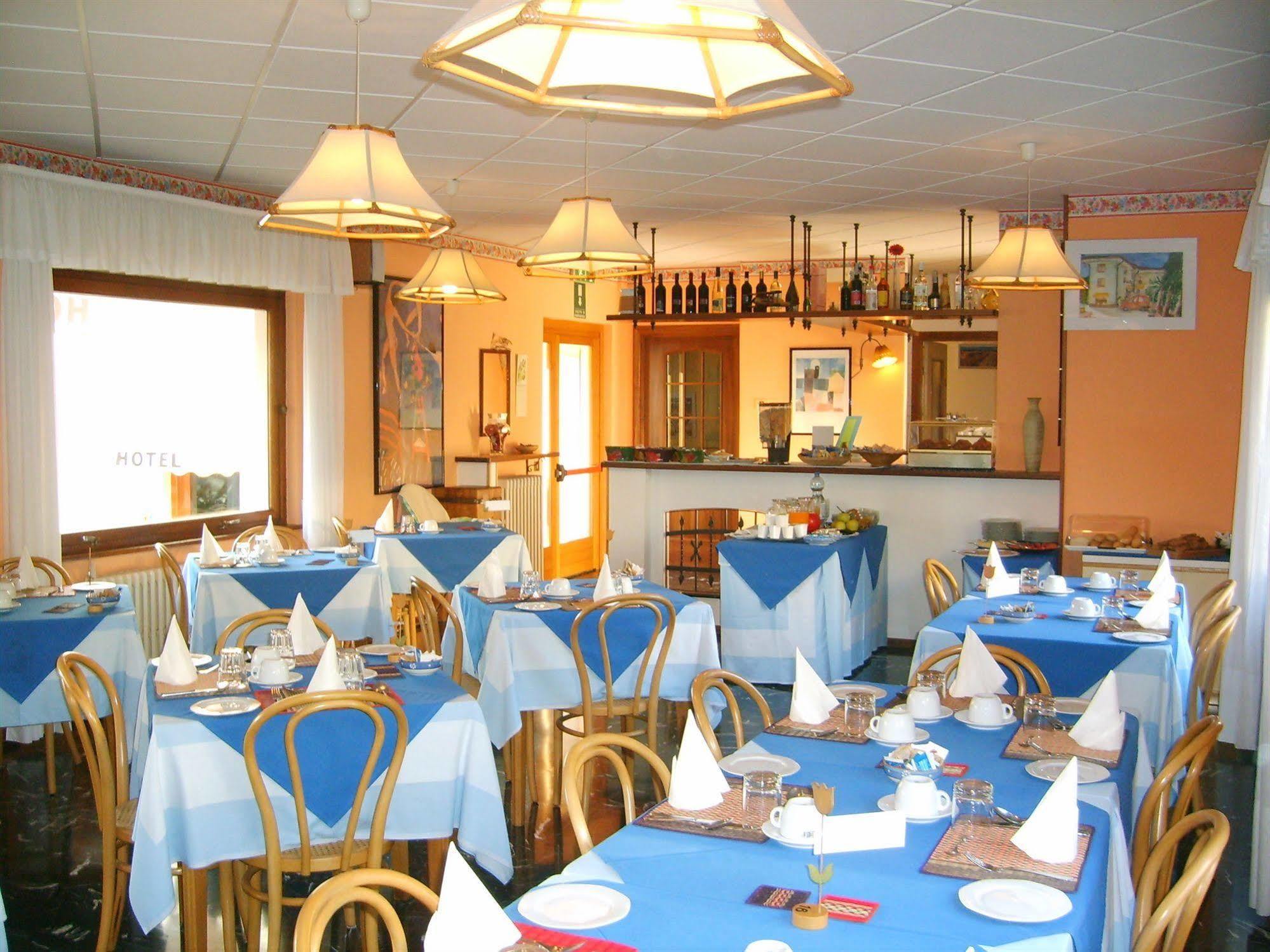Hotel Elvezia Lake Maggiore Екстериор снимка