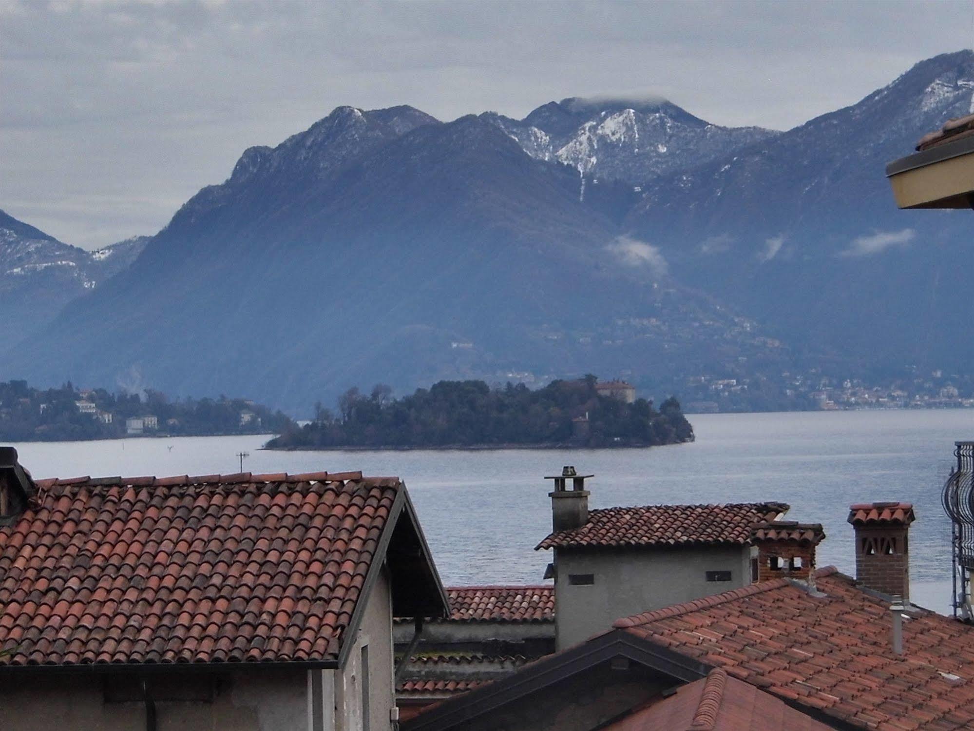 Hotel Elvezia Lake Maggiore Екстериор снимка